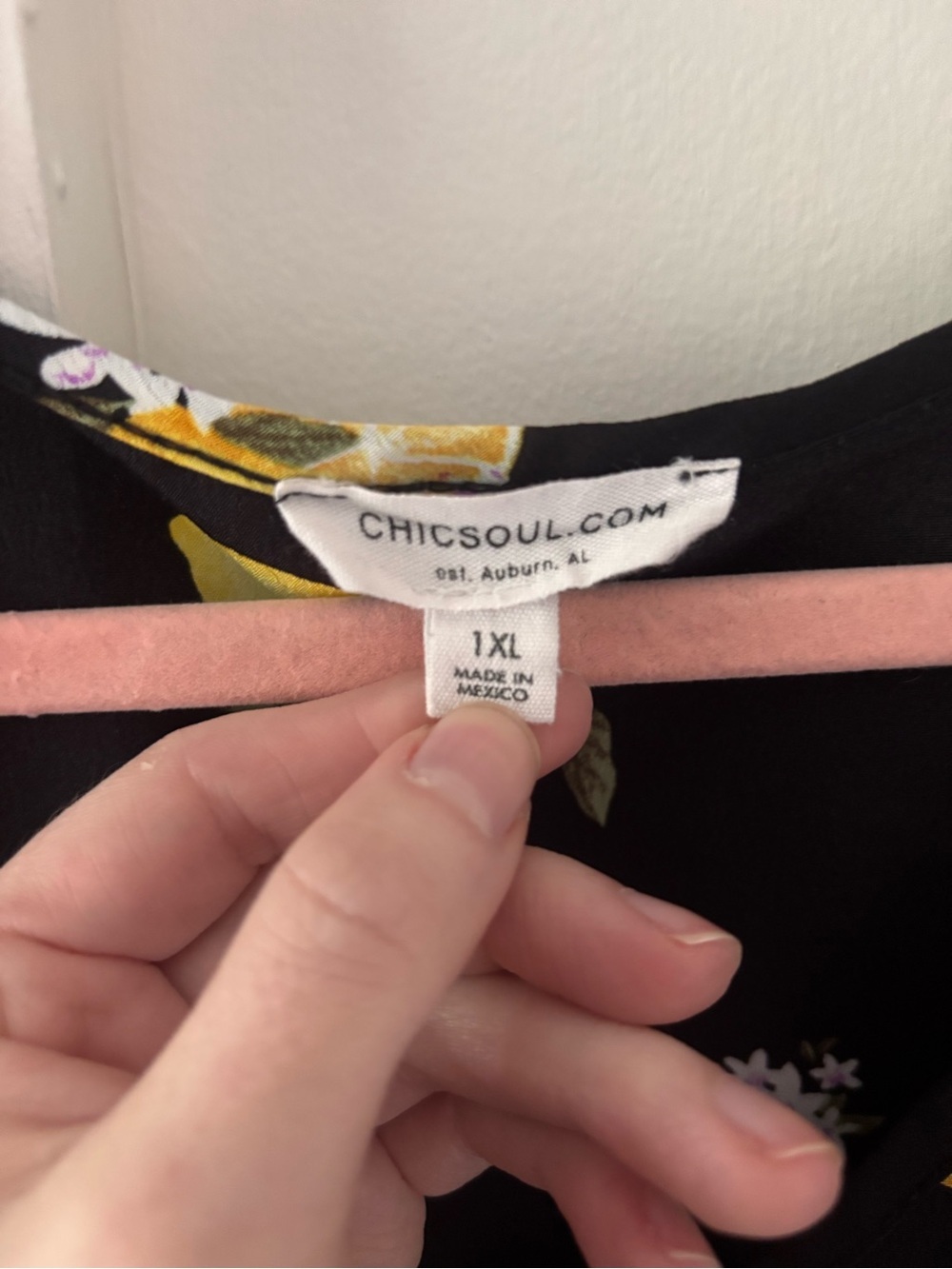 ChicSoul Lemon Print Babydoll Top 1XL NWOT Flowy V-Neck Summer Blouse - Picture 3 of 4
